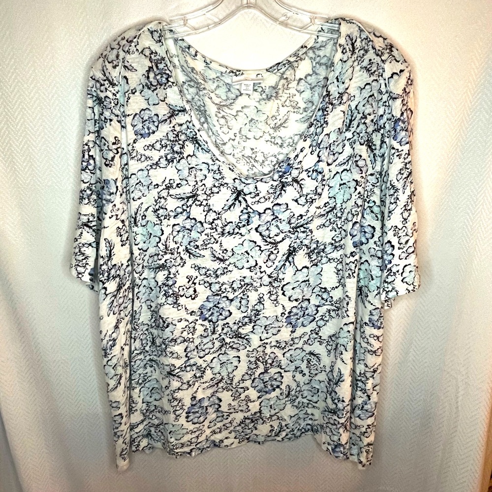 J Jill love linen 100% Linen soft V neck t shirt white blue floral stretch 4X
